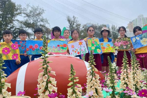 參加維園花卉繪畫比賽