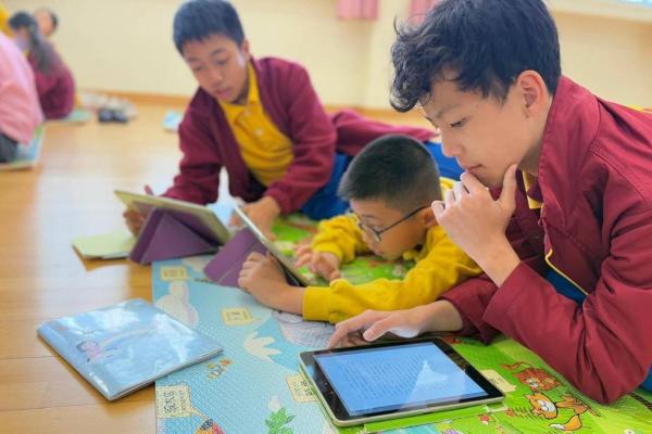  齊齊閱讀電子書