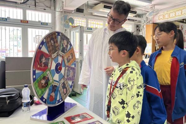  English Reading Day_Harry Potter Game Booth